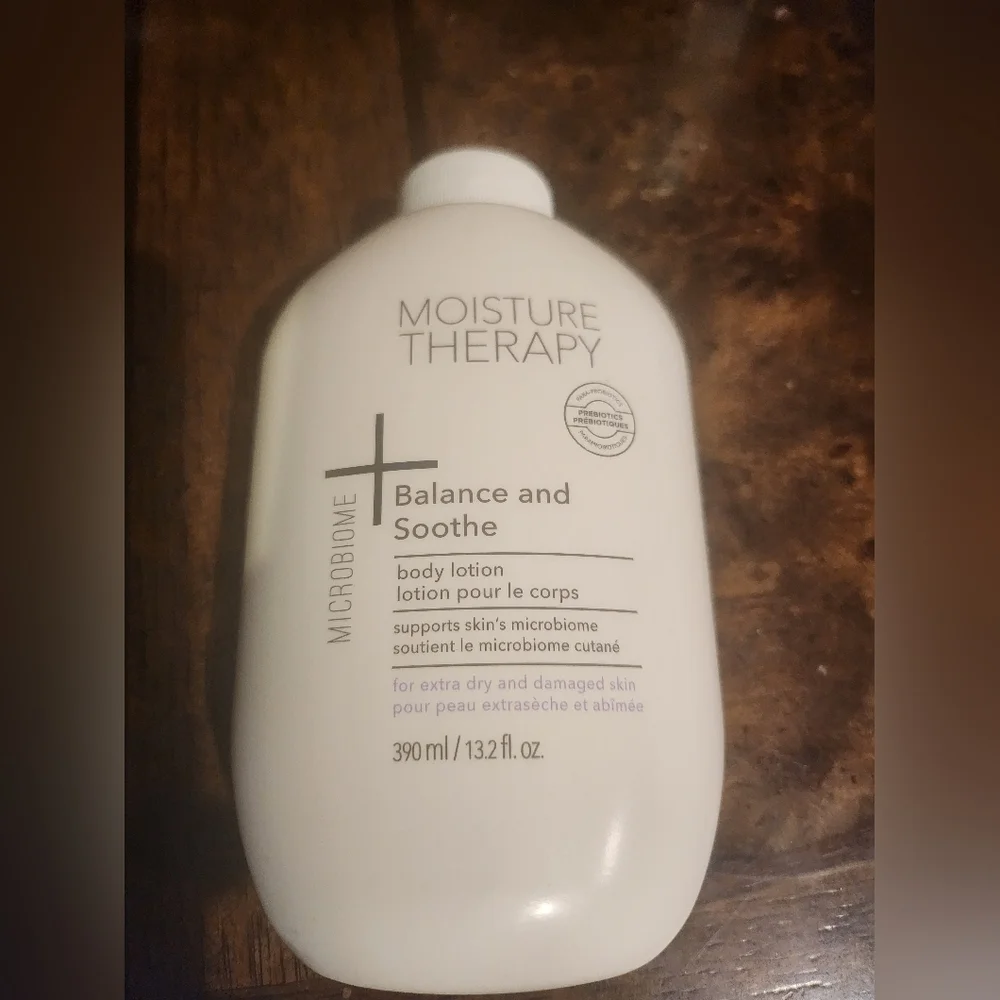 Avon Moisture Therapy Balance & Soothe Body Lot NEW